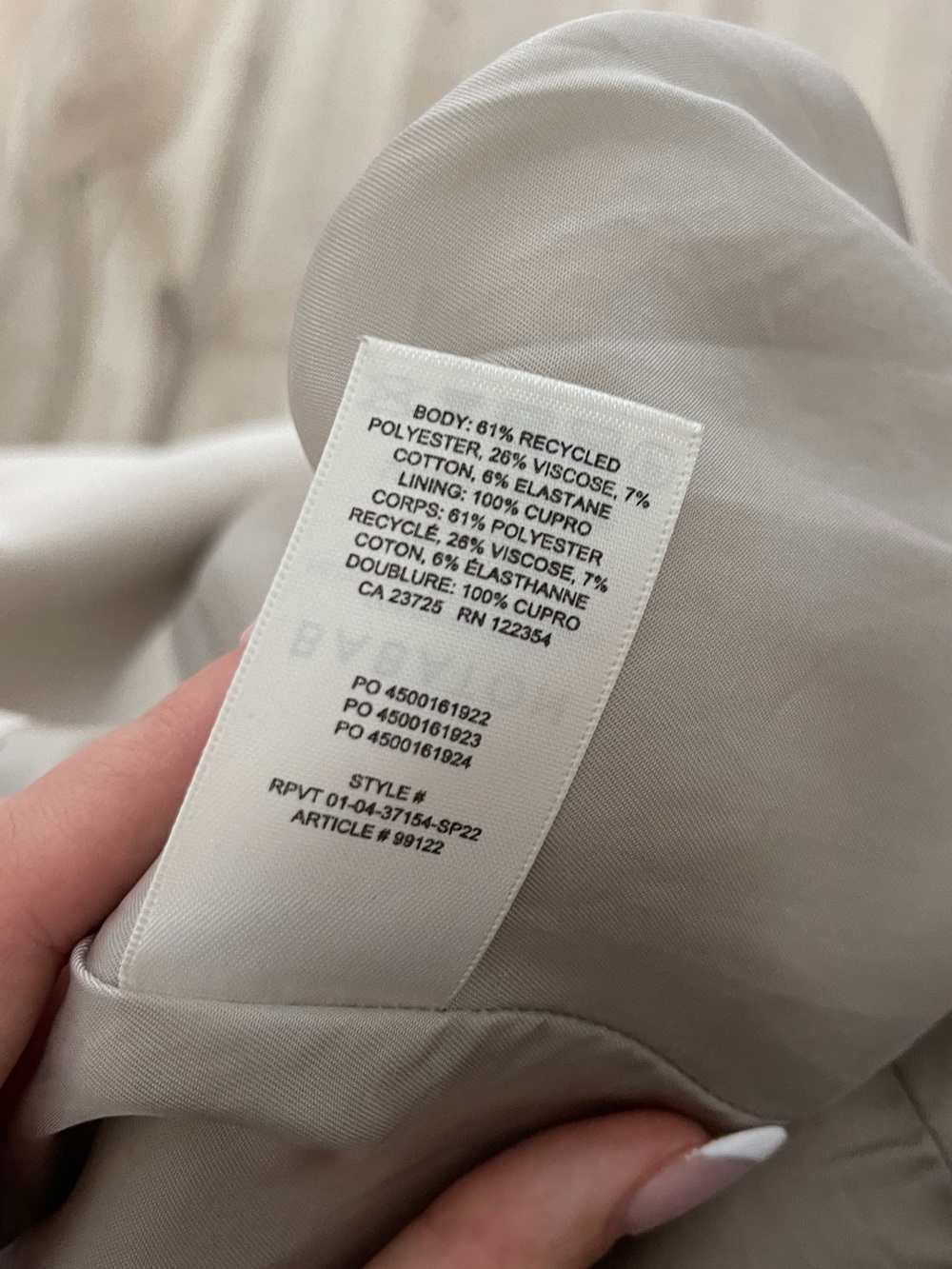Aritzia Cream Single-Breasted Blazer - Picture 4 of 4